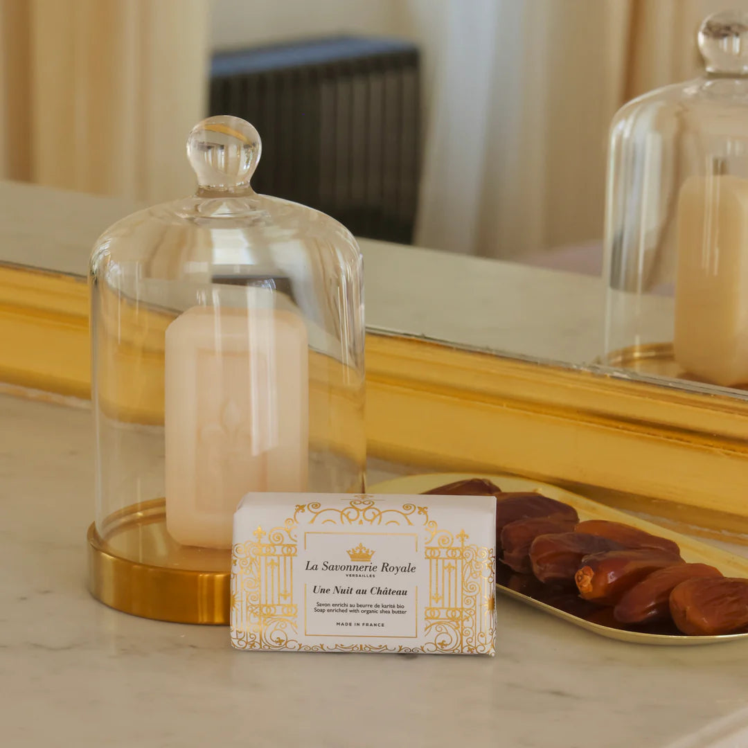UNE NUIT AU CHÂTEAU (A NIGHT AT THE CASTLE) SOAP