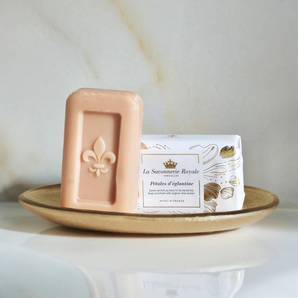 Pétales d'églantine (Rosehip Petals) Soap